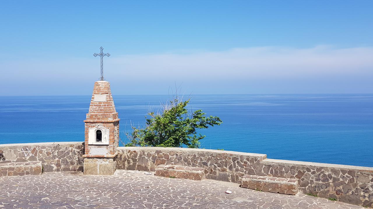 Villino Eleonora Alojamento de Acomodação e Pequeno-almoço Parghelia